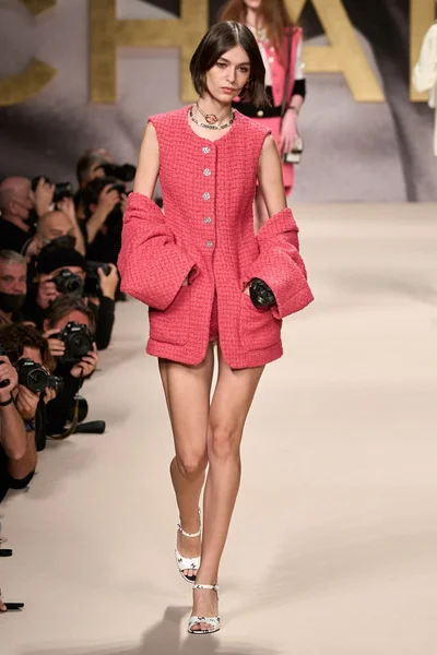 Look 44